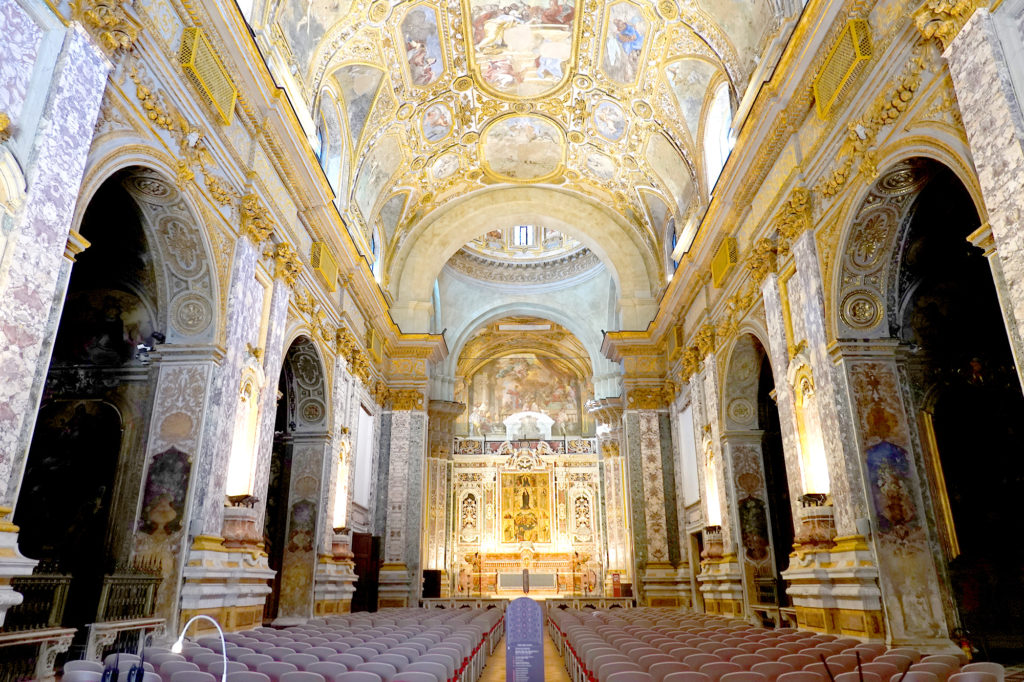サンタ・マリア・ドンナレジーナ・ヌォーヴァ教会